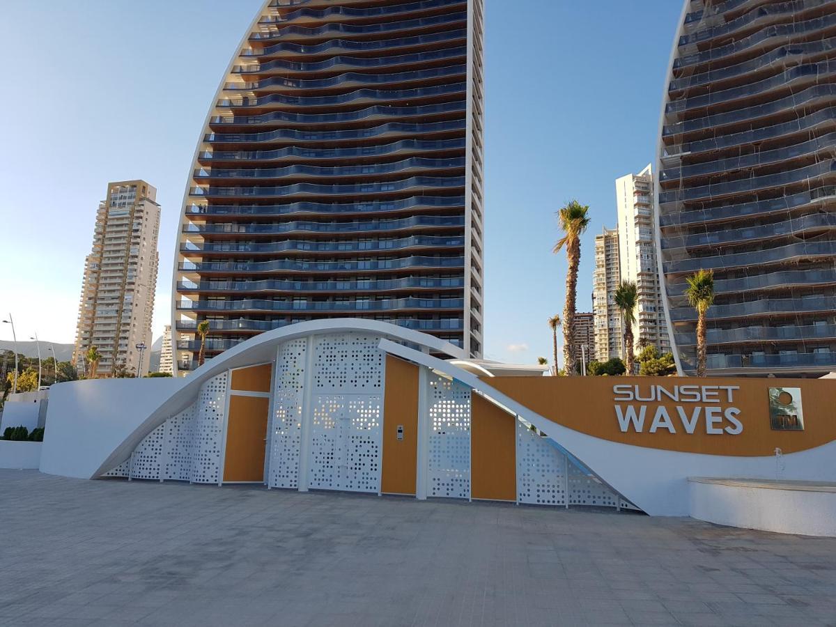 Romero Apartments-Sunset Waves-Бенідорм Екстер'єр фото