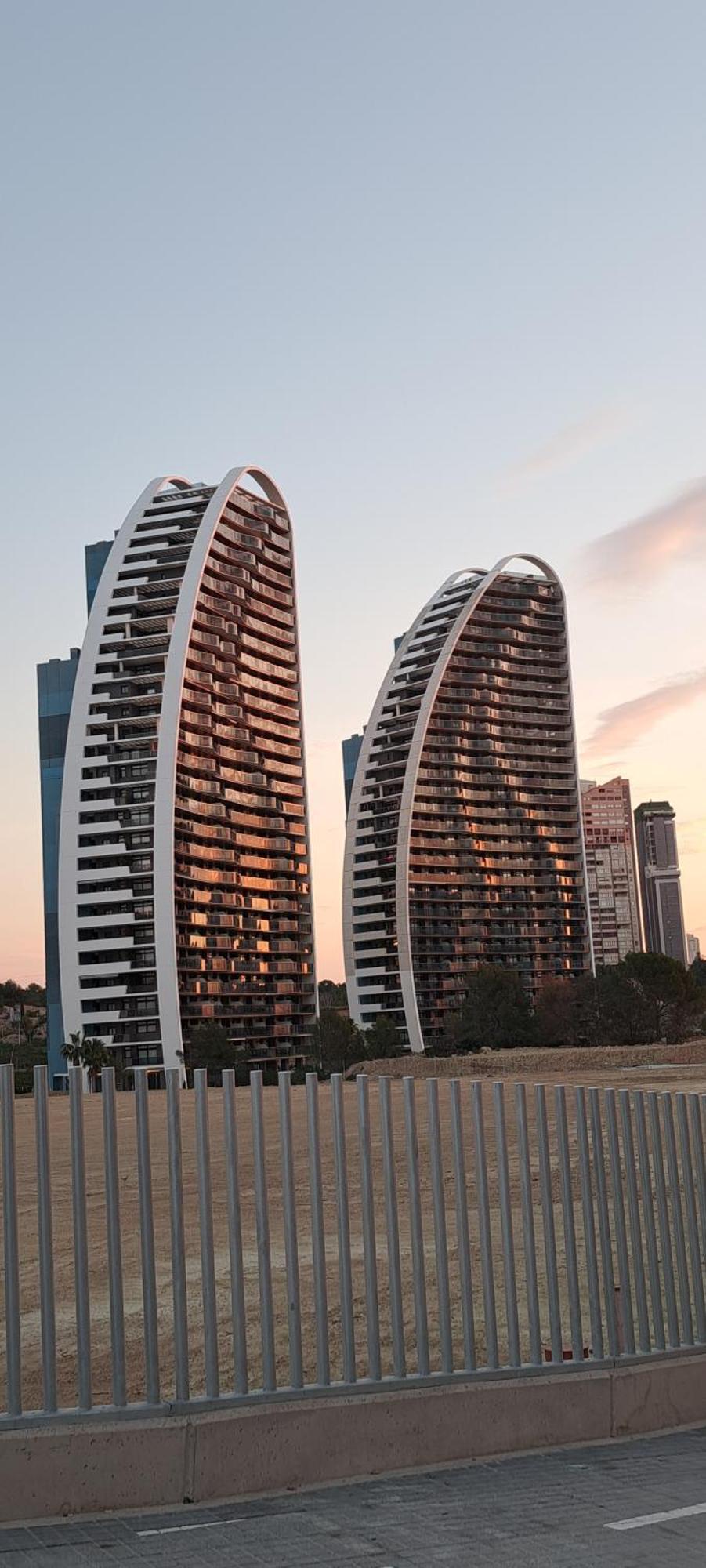 Romero Apartments-Sunset Waves-Бенідорм Екстер'єр фото